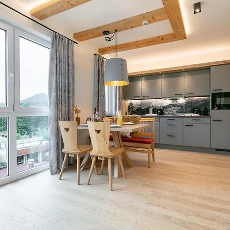 Apart33 1-28 Apartment *